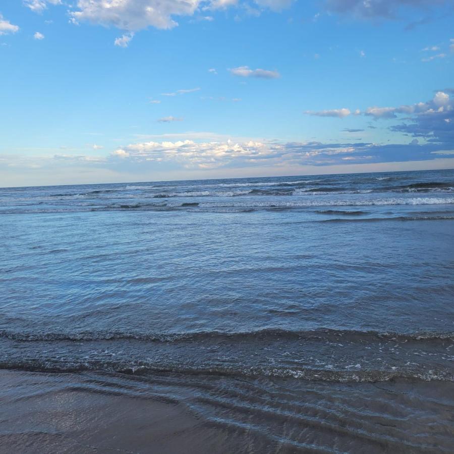 Kitnet Frente Pro Mar Em Vila Caicara, Portaria 24 Hs E Wifi Praia Grande Dış mekan fotoğraf