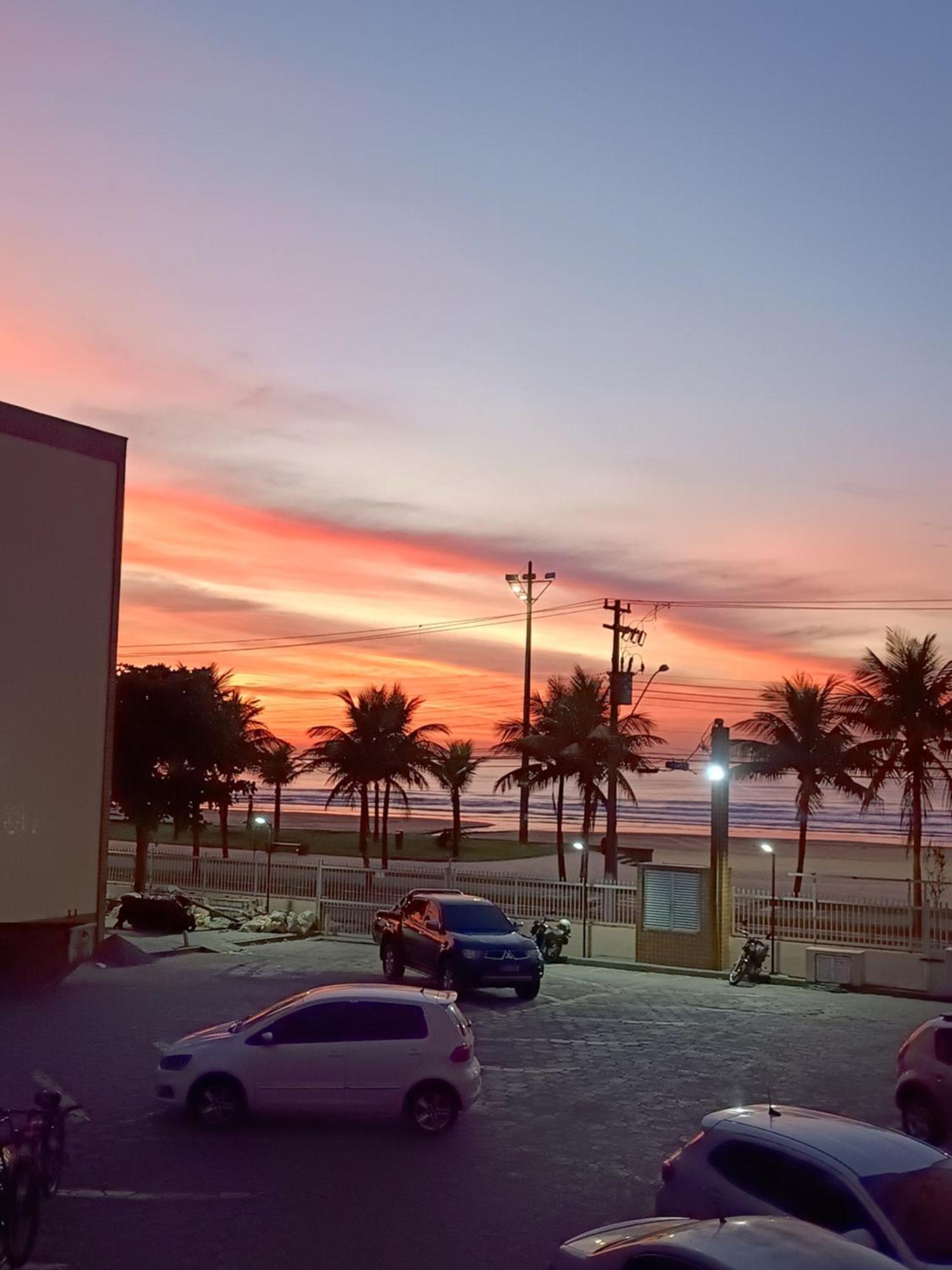 Kitnet Frente Pro Mar Em Vila Caicara, Portaria 24 Hs E Wifi Praia Grande Dış mekan fotoğraf